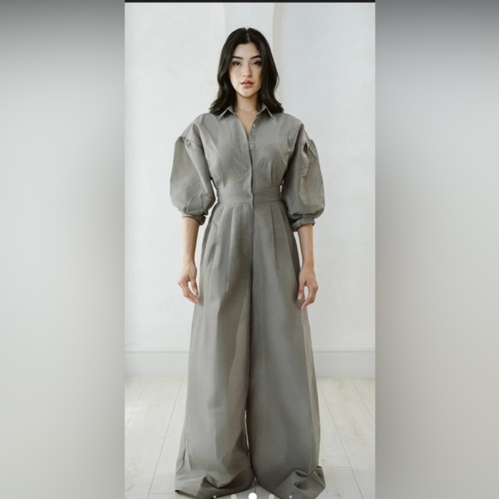 Chic Women's Gray Jumpsuit